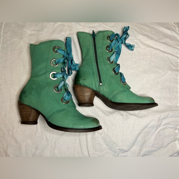 Fluevog East End Gladstone Mid-Calf Laceup Heeled Leather Boots Like New - Picture 7 of 16